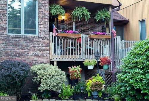 1112 Lighthouse Ln, Toms River, NJ, 08753-8177 | Card Image
