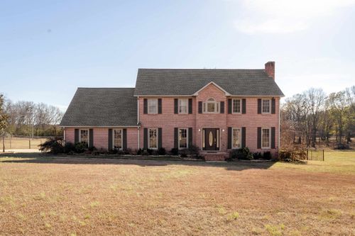 60 Dowdy Ln, Florence, AL, 35633-6842 | Card Image