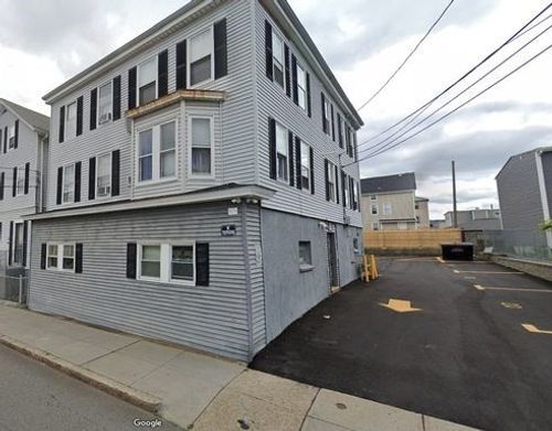 apt-6f-276 4th St, Fall River, MA, 02721-6833 | Card Image