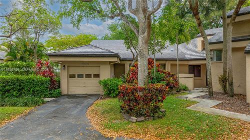 9360 Chelsea Dr S, Plantation, FL, 33324-6280 | Card Image