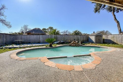 1918 Tulsa St, Deer Park, TX, 77536-4639 | Card Image