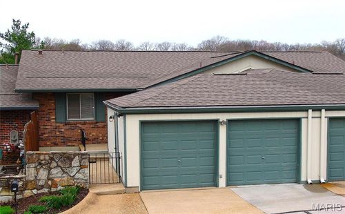 977 Cardello Dr, Manchester, MO, 63021-7571 | Card Image