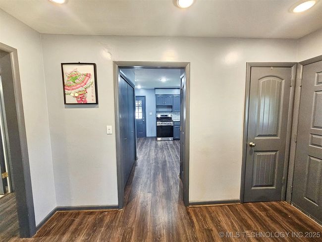 1306 E Shawnee St, House other with 3 bedrooms, 2 bathrooms and null parking in Tahlequah OK | Image 8
