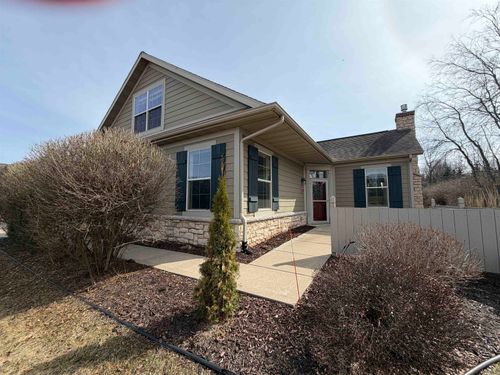 57 Pond View Way, Fitchburg, WI, 53711-4954 | Card Image