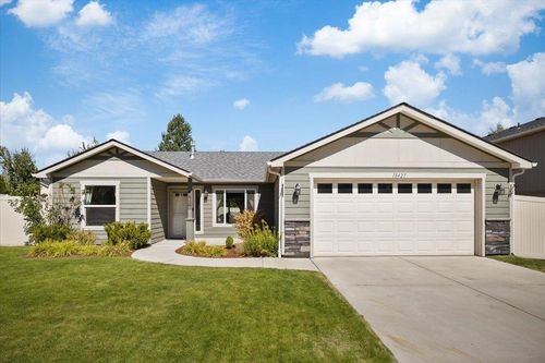 18427 E Selkirk Estates Rd, Greenacres, WA, 99016-5340 | Card Image