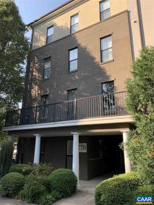 1a-770 Walker Sq, CHARLOTTESVILLE, VA, 22903-3470 | Card Image