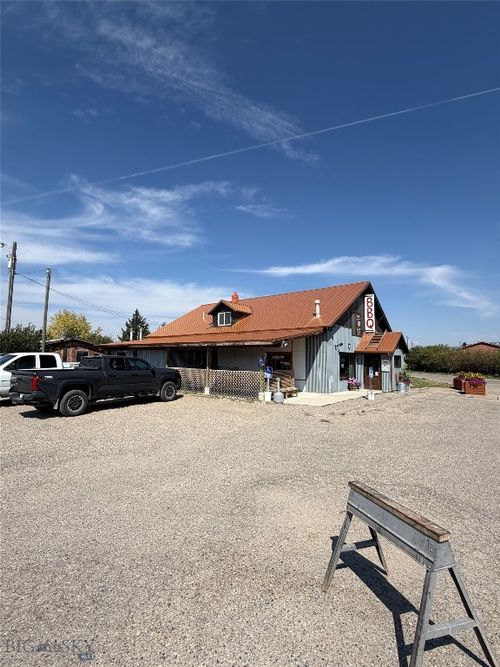511 E Main St, White Sulphur Springs, MT, 59645-9177 | Card Image
