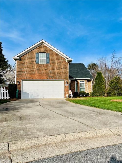 5765 Knoll Ct, Lewisville, NC, 27023-3008 | Card Image