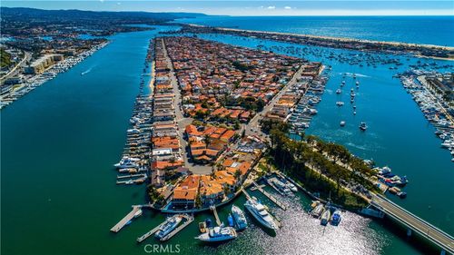 211 Via Dijon, Newport Beach, CA, 92663-4630 | Card Image