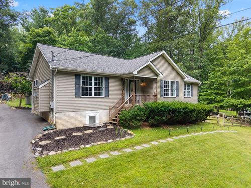 344 White Mule Ln, HARPERS FERRY, WV, 25425-4723 | Card Image