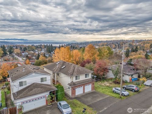 7972 39th Ave S, Seattle, WA, 98118-4316 | Card Image