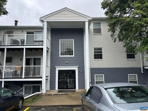 unit-4-820 Runnel Ct, CHARLOTTESVILLE, VA, 22901-2967 | Card Image