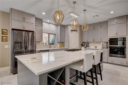7613 Pulpit Rock Ct, Las Vegas, NV, 89166-5061 | Card Image