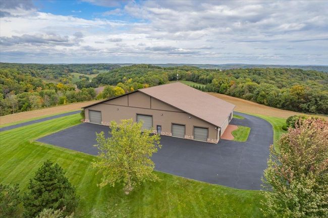 S10970 Butternut Rd, House other with 6 bedrooms, 6 bathrooms and null parking in SPRING GREEN WI | Image 11