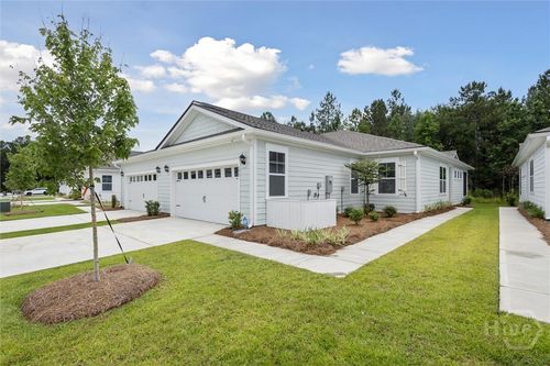 195 Holloway Hl, Pooler, GA, 31322-9700 | Card Image