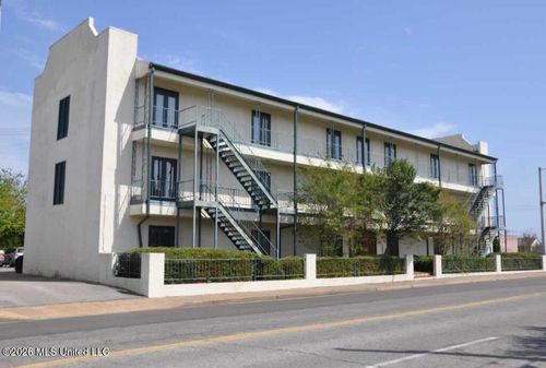 178 Main Street, Biloxi, MS, 39530 | Card Image
