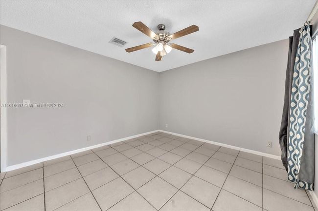 0 - 9780 W Daffodil Ln, Home with 3 bedrooms, 2 bathrooms and null parking in Miramar FL | Image 32