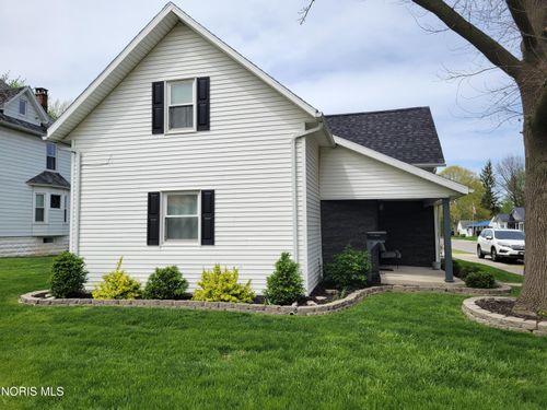128 E Montford Ave, Ada, OH, 45810-1144 | Card Image