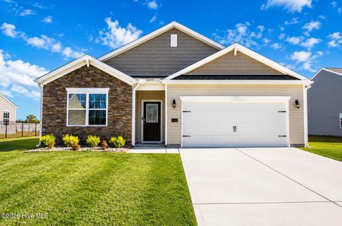 4449 Marthas Village Ln, Ayden, NC, 28513-0015 | Card Image