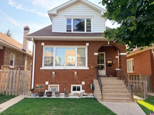 2-5540 Luna Ave, Chicago, IL, 60630-1312 | Card Image