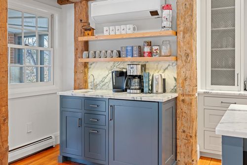 67 High Meadow Rd, Winhall, VT, 05340-8825 | Card Image