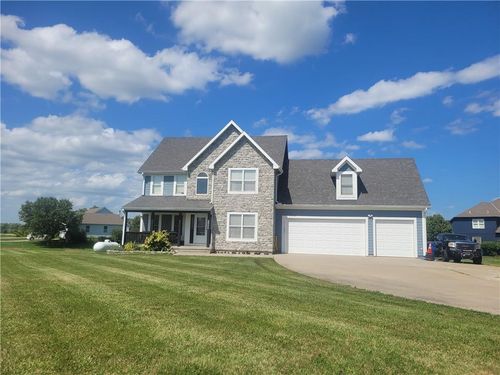 30994 W 98th St, De Soto, KS, 66018-9314 | Card Image