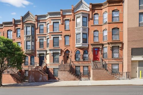 49 Bradhurst Ave, New York, NY, 10030-1209 | Card Image