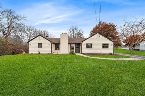 195 Barney Ave, Rehoboth, MA, 02769-1035 | Card Image