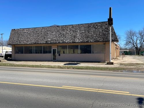 616 1st Ave, Durant, OK, 74701-3902 | Card Image