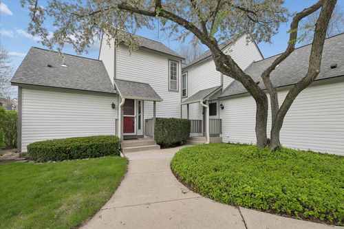 938 Chase Ct, Gurnee, IL, 60031-3123 | Card Image