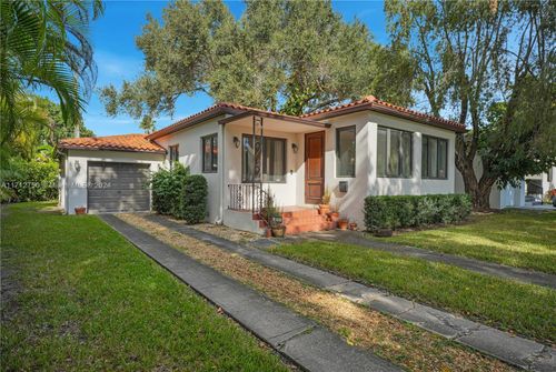 311 S Fluvia Ave, Coral Gables, FL, 33134 | Card Image