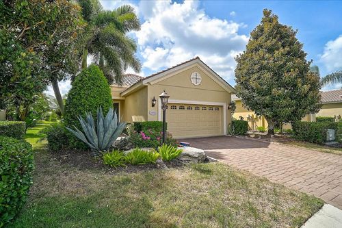 14326 Stirling Dr, LAKEWOOD RANCH, FL, 34202-5701 | Card Image