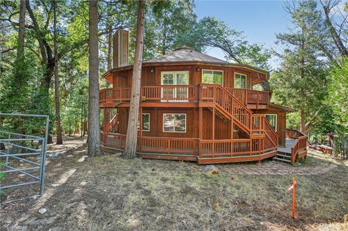 26020 Hemstreet Pl, Idyllwild, CA, 92549 | Card Image
