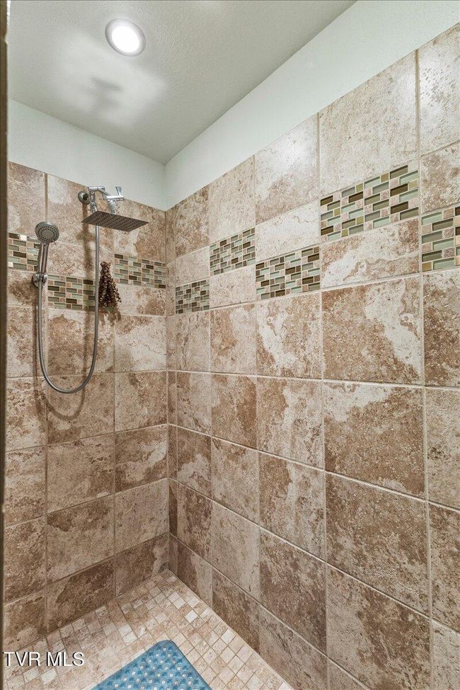 1902 Lamont St, House other with 5 bedrooms, 4 bathrooms and null parking in Kingsport TN | Image 29