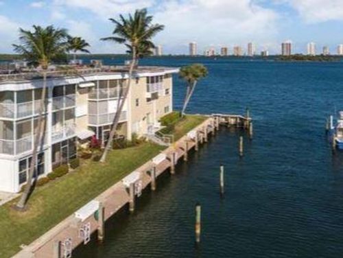 313-100 Doolen Ct, North Palm Beach, FL, 33408-5682 | Card Image