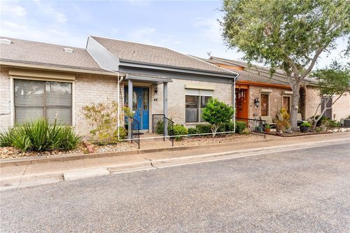 44-44 Rock Creek Dr, Corpus Christi, TX, 78412-4212 | Card Image