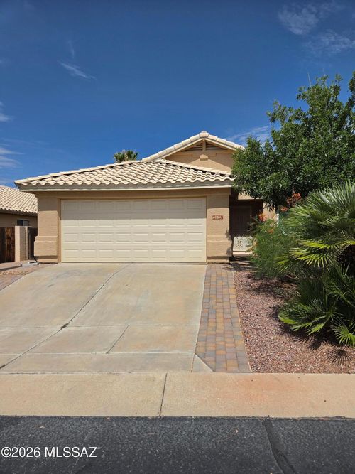 10841 N Sand Canyon Pl, Tucson, AZ, 85737-8732 | Card Image