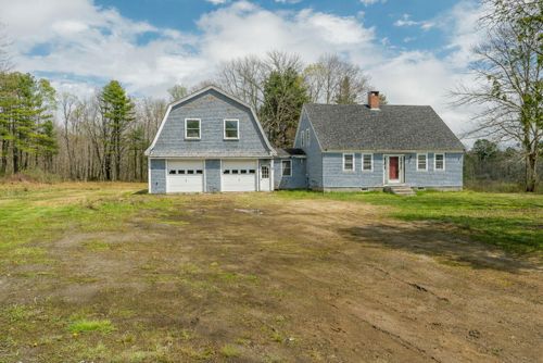 112 Durham Road, Freeport, ME, 04032 | Card Image