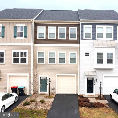 217 Crofton Ct, STEPHENSON, VA, 22656-1799 | Card Image