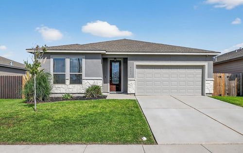 2113 Crystal Bay Dr, Corpus Christi, TX, 78414-2847 | Card Image