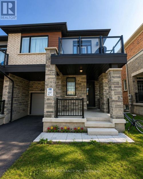 1246 Wheat Boom Dr, Oakville, ON, L6H7Y4 | Card Image