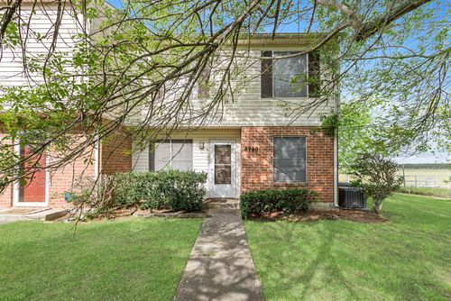 8790 Glen Meadow Ln, Beaumont, TX, 77706-3949 | Card Image