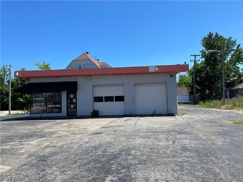 751 E 185th St, Cleveland, OH, 44119-2168 | Card Image