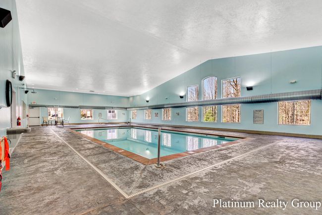 Clubhouse-Pool | Image 45