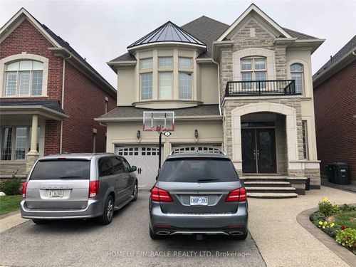 4 Louisburg Crescent, Brampton, ON, L6X3A7 | Card Image