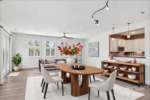 apt-a-475 S Church St, Hendersonville, NC, 28792-5265 | Card Image