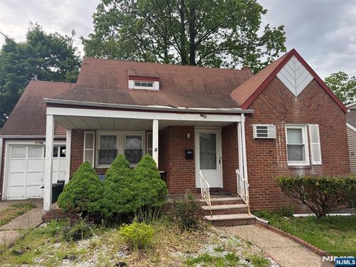 1-26 34th St, Fair Lawn, NJ, 07410-4743 | Card Image
