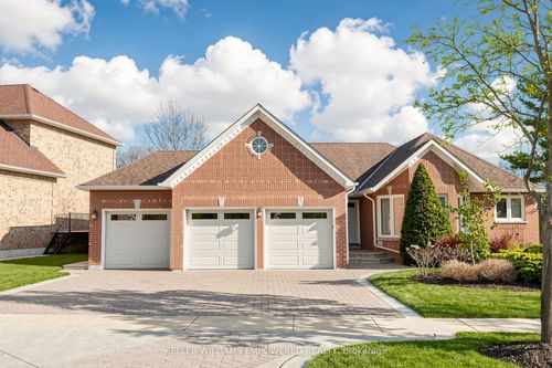 123 Thomson Creek Blvd, Woodbridge, ON, L4H1B6 | Card Image