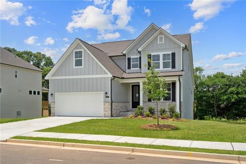670 Grand Wehunt Dr, Hoschton, GA, 30548-4259 | Card Image