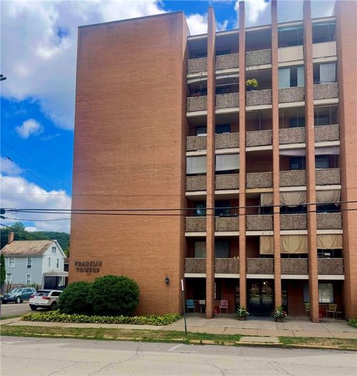 apt-402-1326 6th Ave, Beaver Falls, PA, 15010-4275 | Card Image